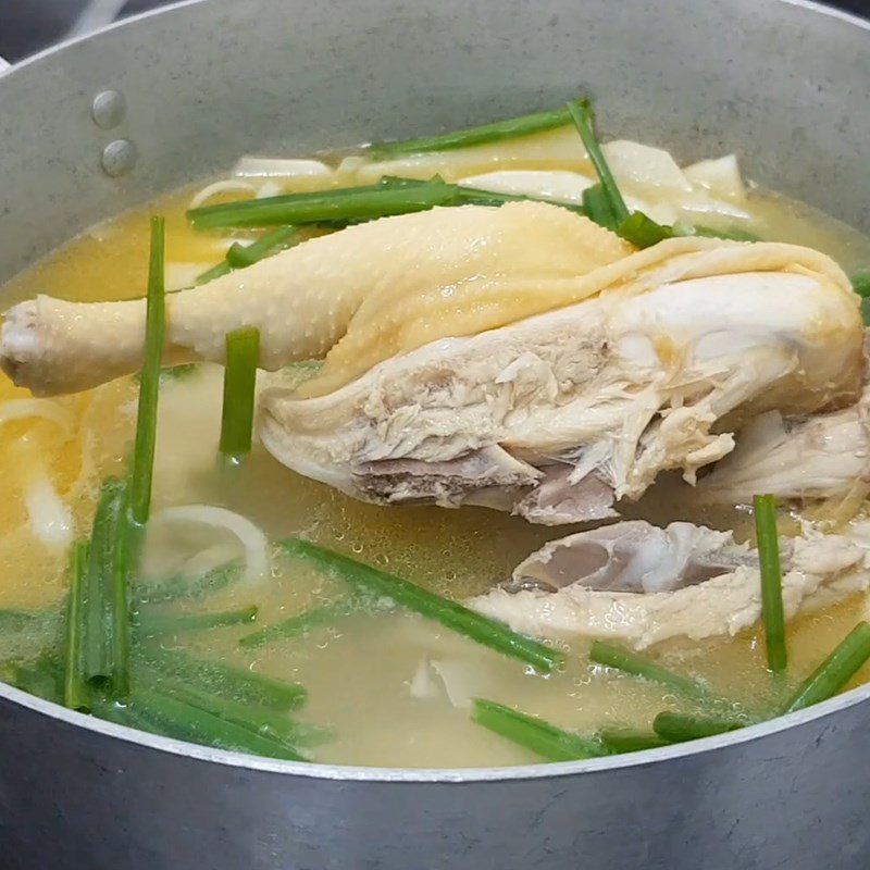 Step 3 Stew the chicken Fresh bamboo shoot chicken