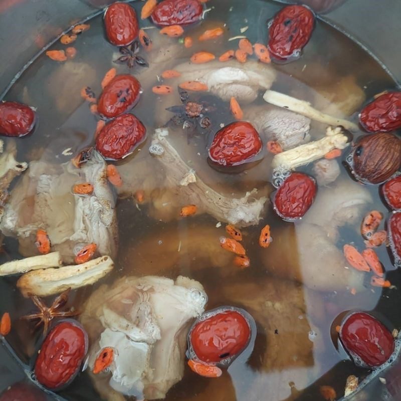 Step 3 Braised goat ribs with herbal medicine Goat ribs braised with herbal medicine and mugwort