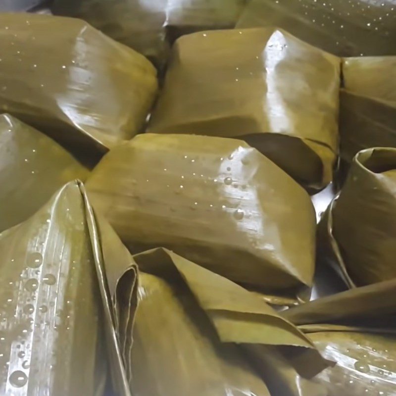 Step 5 Steaming the Mung Bean Sticky Rice Cake