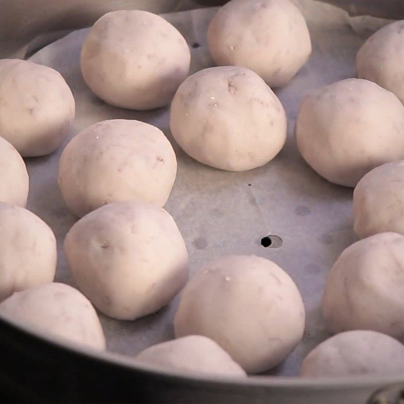 Step 6 Steaming the cake Sweet taro cake with mung bean filling