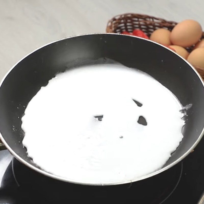 Step 5 Steaming Egg Rice Rolls