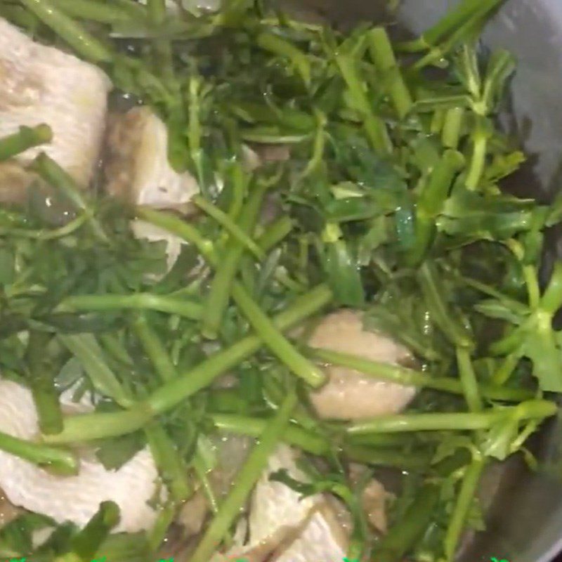 Step 3 Steamed Snakehead Fish with Rice Herb