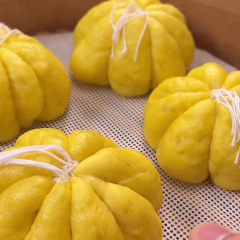 Step 8 Steaming the cake Pumpkin buns with mung bean filling