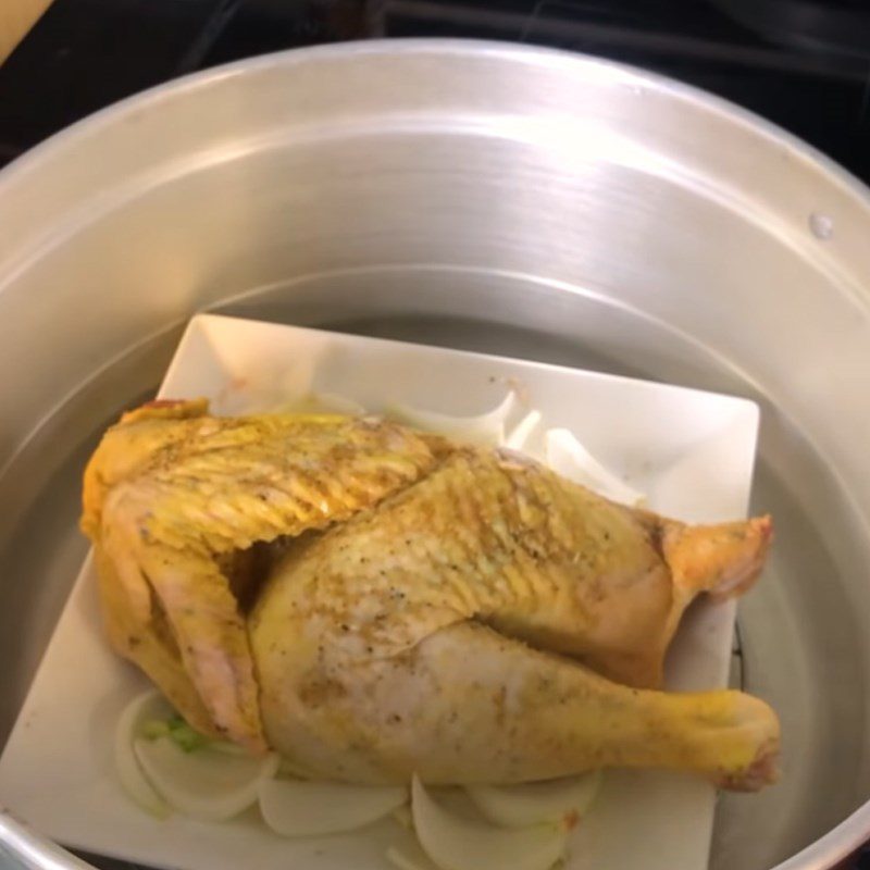 Step 4 Steaming the chicken Steamed chicken with straw mushrooms