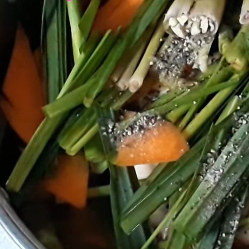 Step 3 Steamed Lemongrass Straw Mushrooms with Tofu