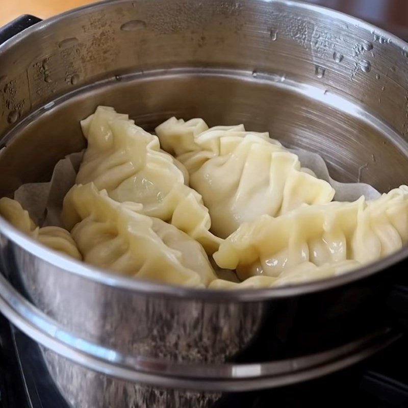 Step 6 Steaming the dumplings Steamed chicken dumpling filling