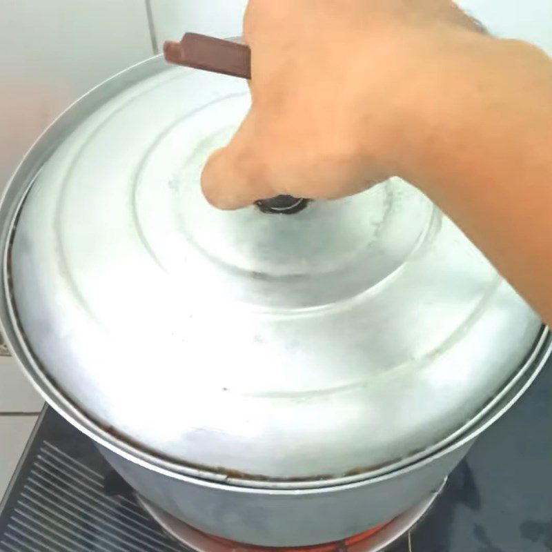 Step 4 Steaming deer meat Steamed deer meat with perilla leaves