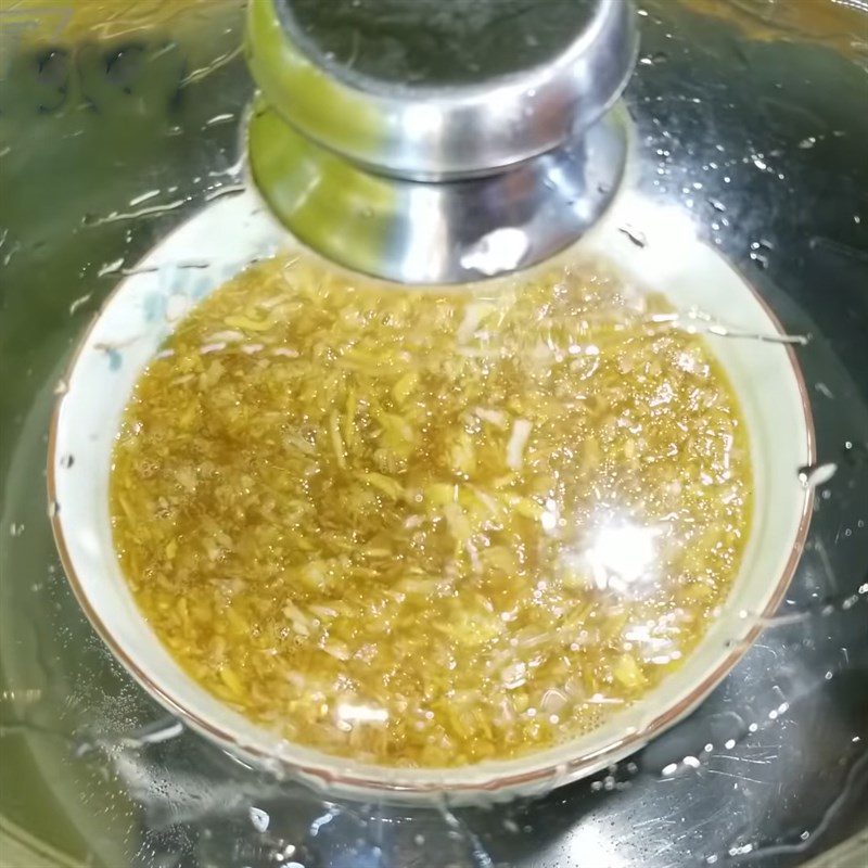 Step 3 Steam garlic with honey Steamed garlic with honey