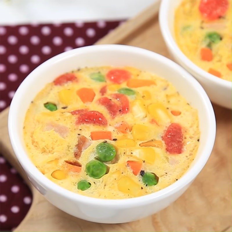 Step 3 Steam the eggs Colorful vegetable steamed eggs