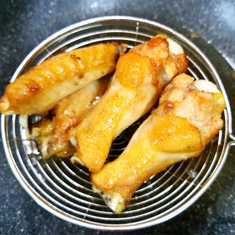 Step 3 Steaming and frying chicken Sticky rice wrapped chicken using an air fryer (recipe shared by a user)