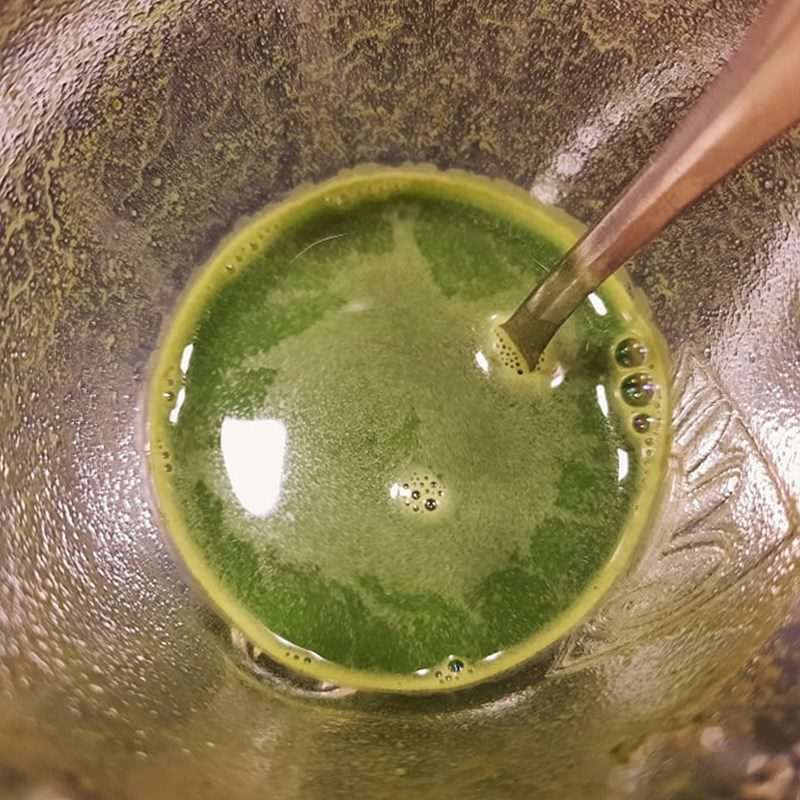 Step 1 Dissolve matcha powder for iced Matcha latte