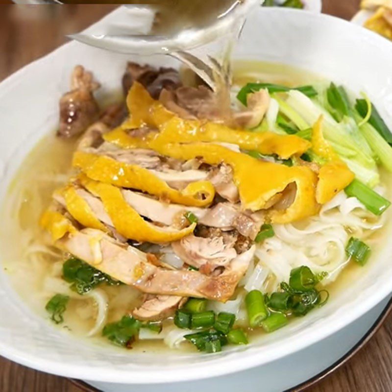 Step 6 Completion of chicken pho with a pressure cooker