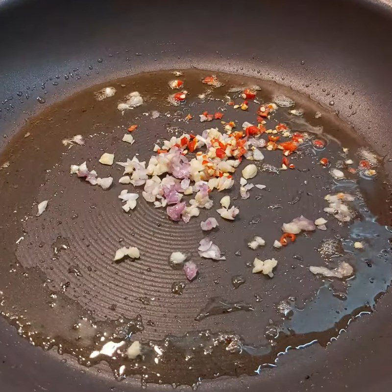 Step 4 Completion of fried fish with fish sauce