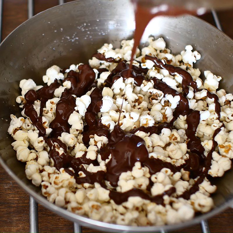 Step 3 Completion Chocolate popcorn