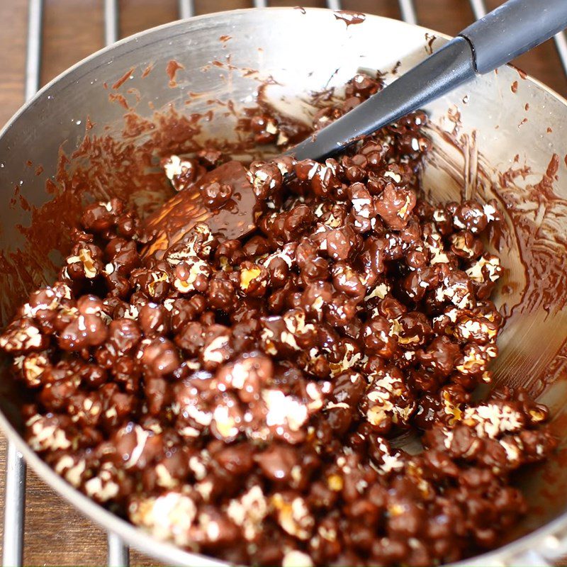 Step 3 Completion Chocolate popcorn