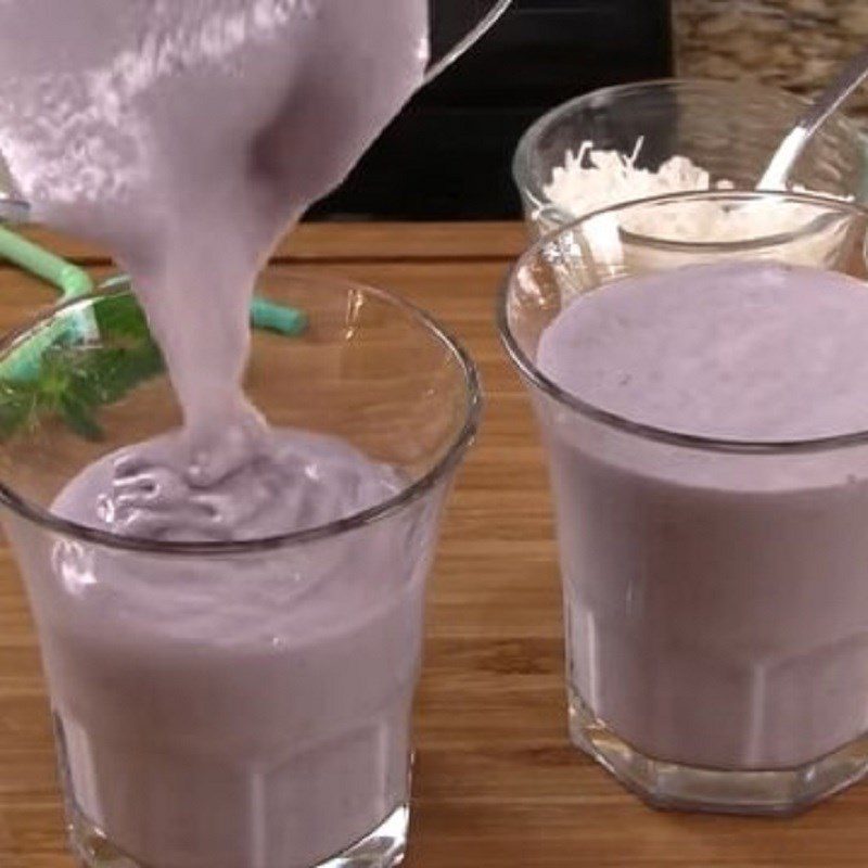 Step 4 Completion of Taro Smoothie