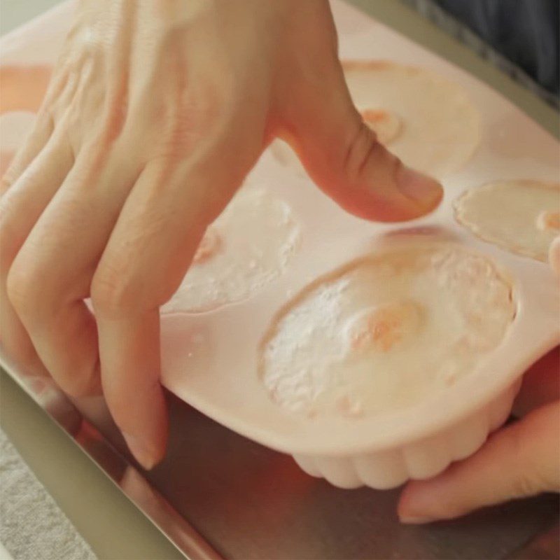 Step 7 Completing the grapefruit mousse cake