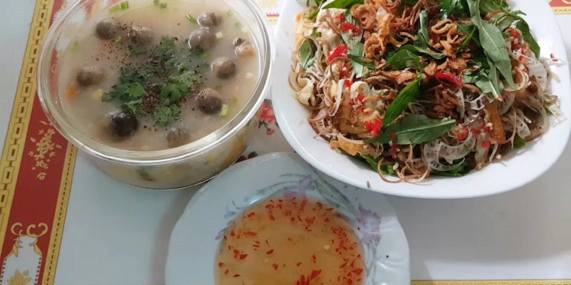 how to cook chicken porridge delicious for cold rainy days 02899