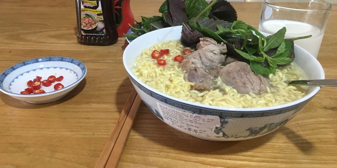 how to cook delicious pork bone noodles quickly for breakfast 10331