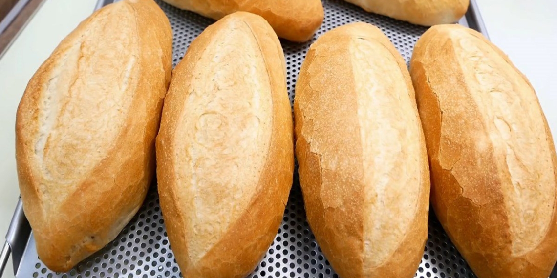 how to make banh mi using an oven very easy at home 01045