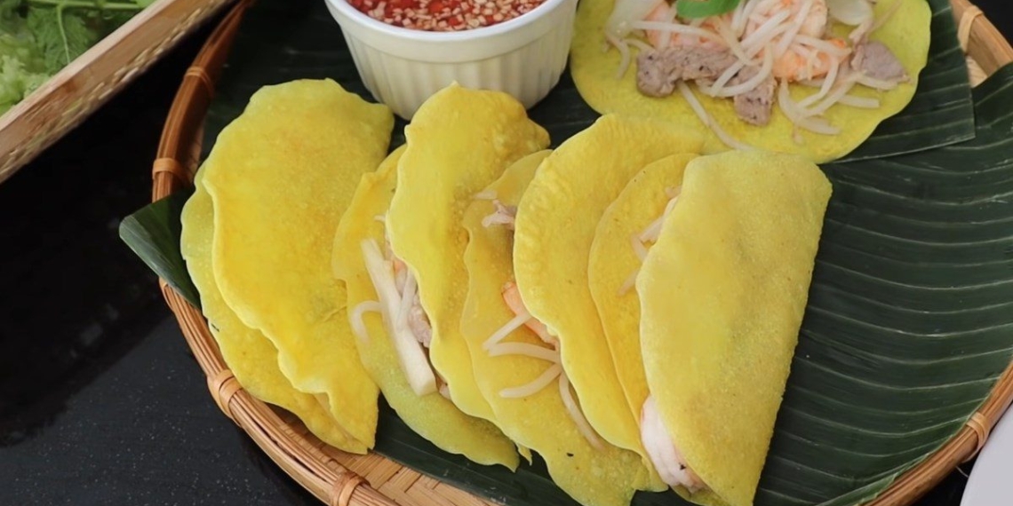 how to make banh xeo with super delicious easy to make rice paper 13152