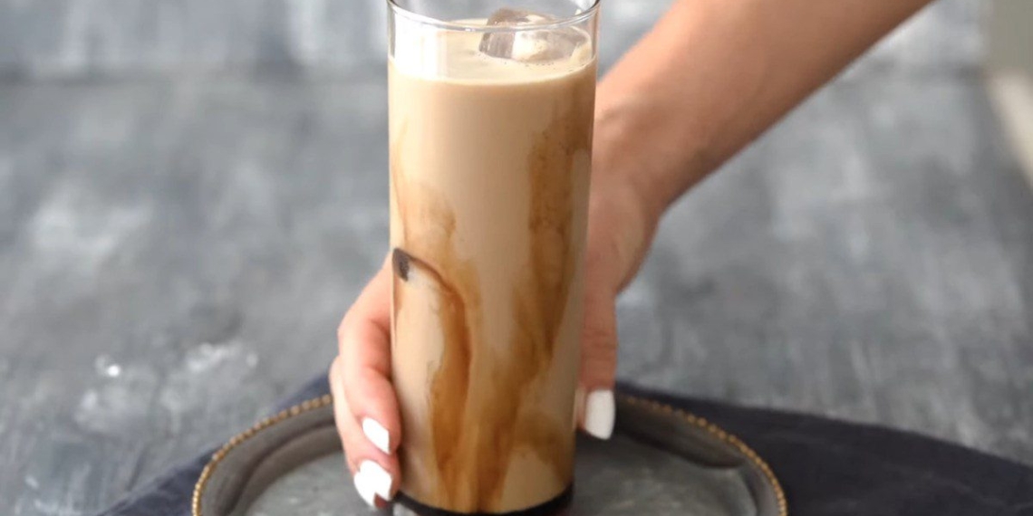 how to make caramel latte quickly in just 1 minute 08664