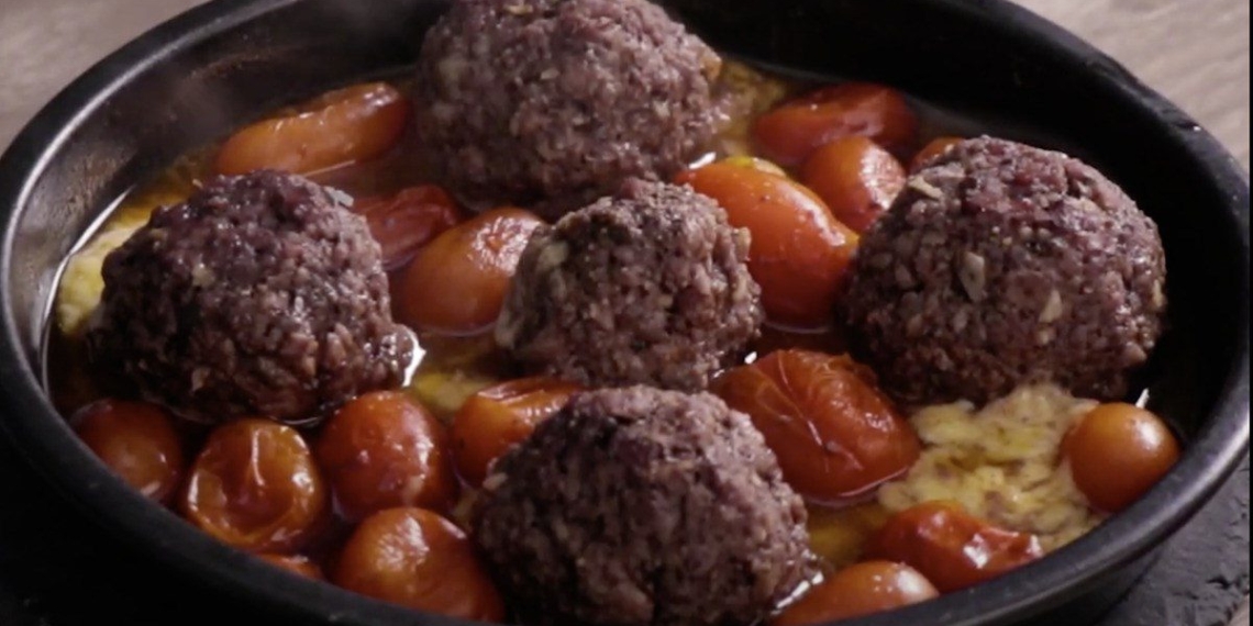 how to make cheesy meatballs with a delicious flavor 07607