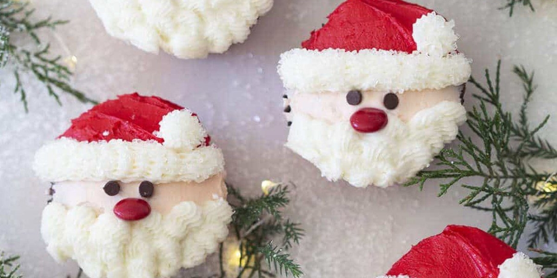 how to make cute christmas santa cupcake for christmas day 05440