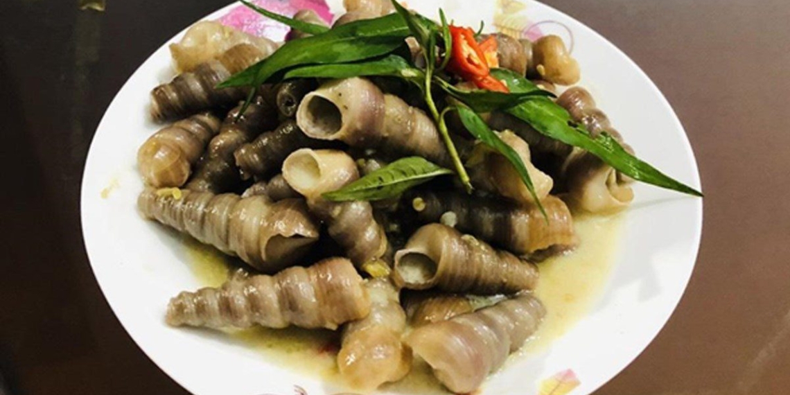 how to make delicious fatty snails cooked with coconut soup 14927