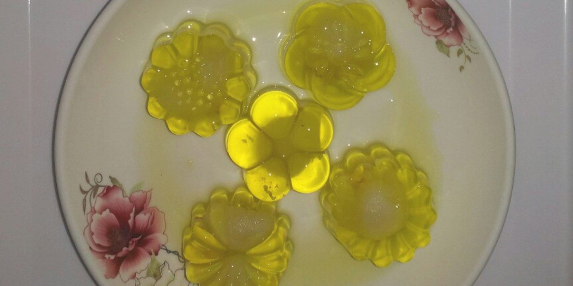 how to make delicious simple jelly everyone can do 10764