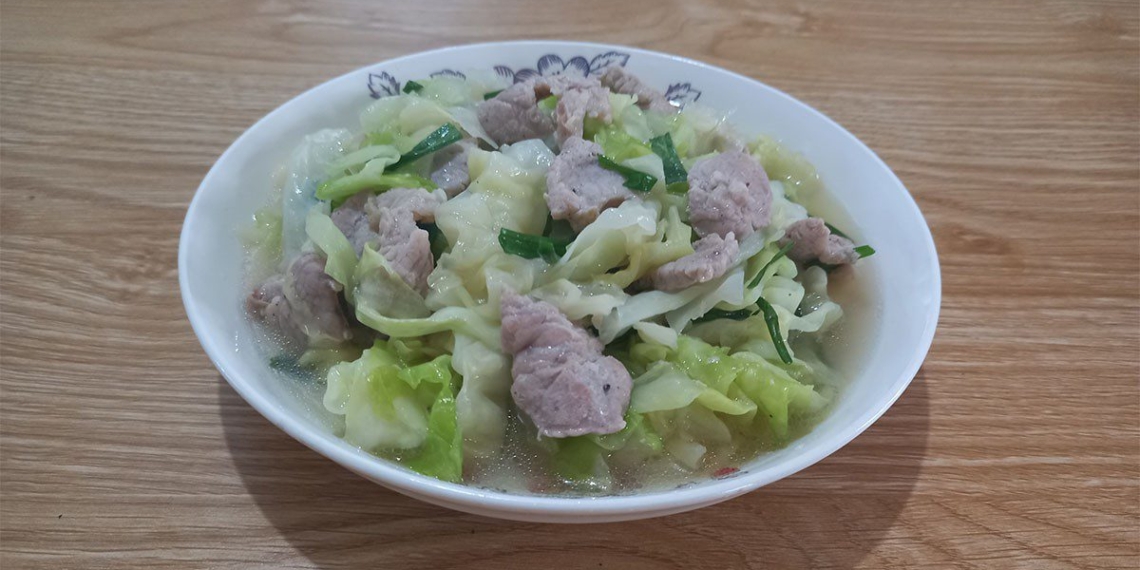 how to make delicious simple stir fried cabbage with pork for the whole family 15714