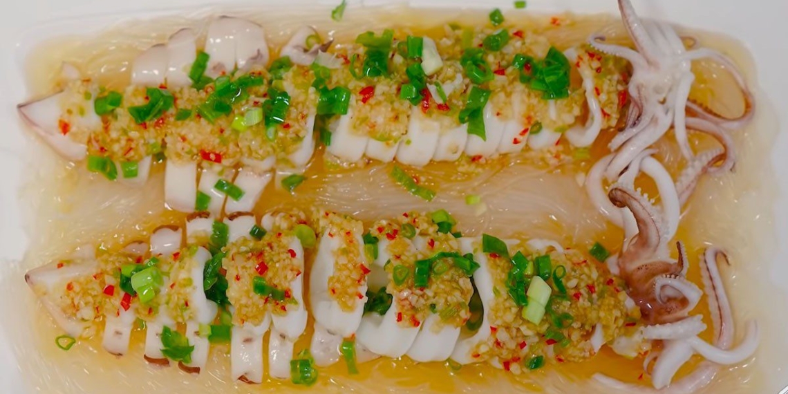 how to make delicious squid stuffed with fragrant herbs for a tasty meal 13686