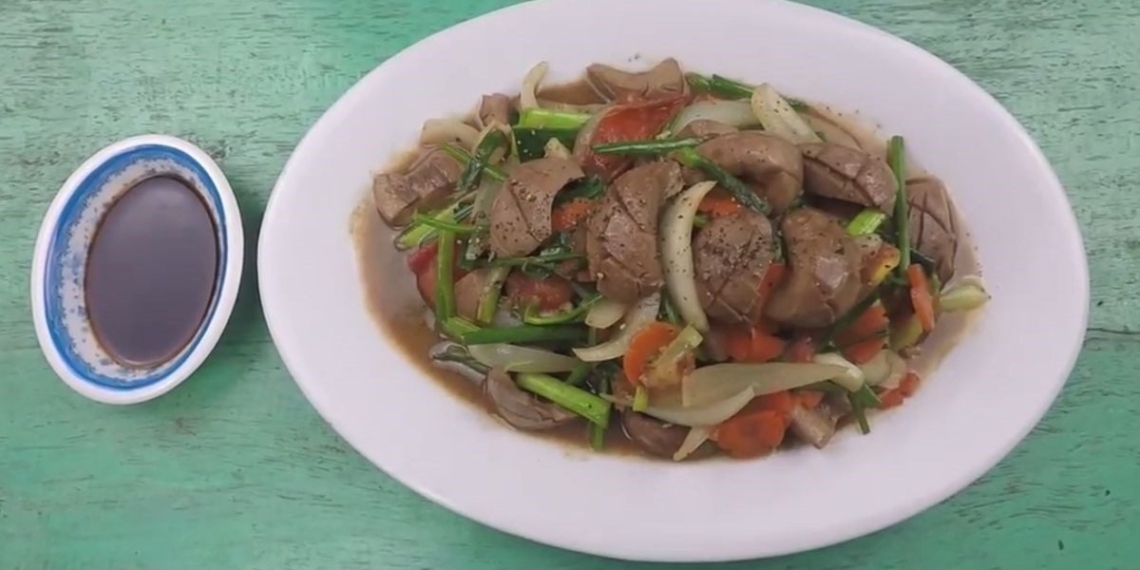 how to make delicious stir fried pork with onion and tasty rice very satisfying 13619