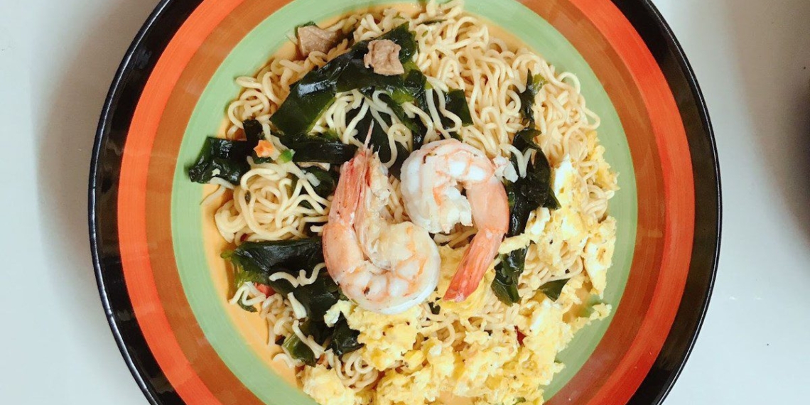 how to make delicious stir fried seafood noodles simple recipe 16904