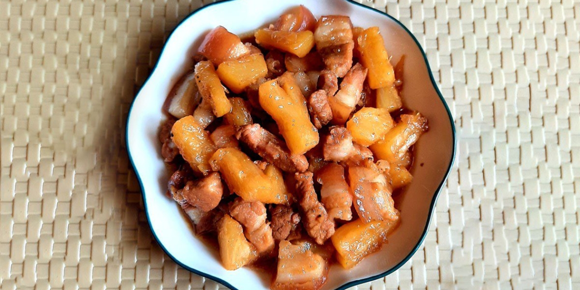 how to make dried meat with fragrant dried pineapple sour and sweet for a hearty meal 08088