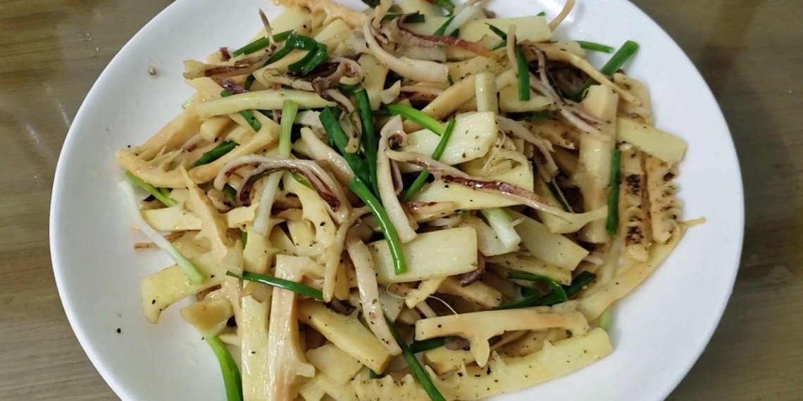 how to make dried squid stir fried with fresh asparagus delicious and appetizing 05939