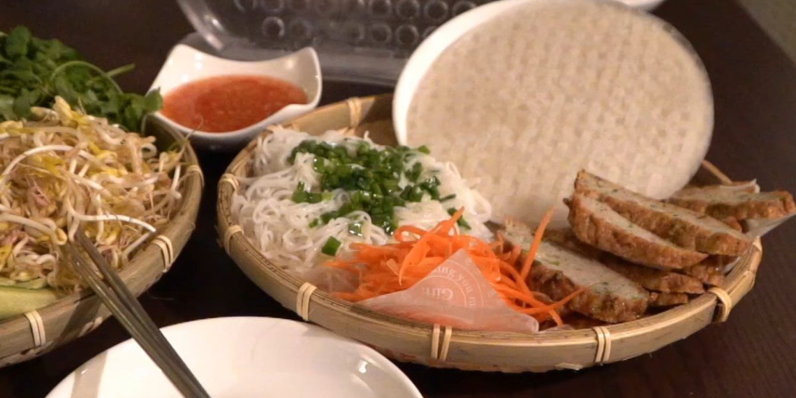 how to make fish cake rolled in rice paper delicious and easy to prepare 12925