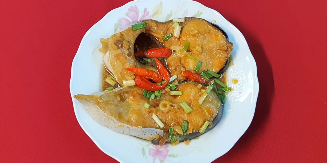 how to make fish in coconut milk delicious and attractive to make at home 15532