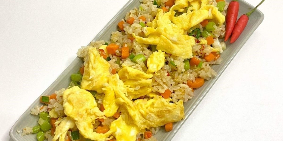 how to make fragrant rice with savory sauce delicious and appealing everyone loves 17016