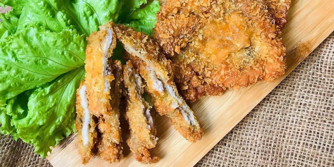 how to make fried battered pork in golden crispy style that the whole family loves 13432