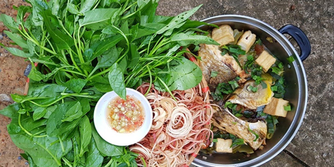 how to make fried carp with coconut and rice on rainy days 01390