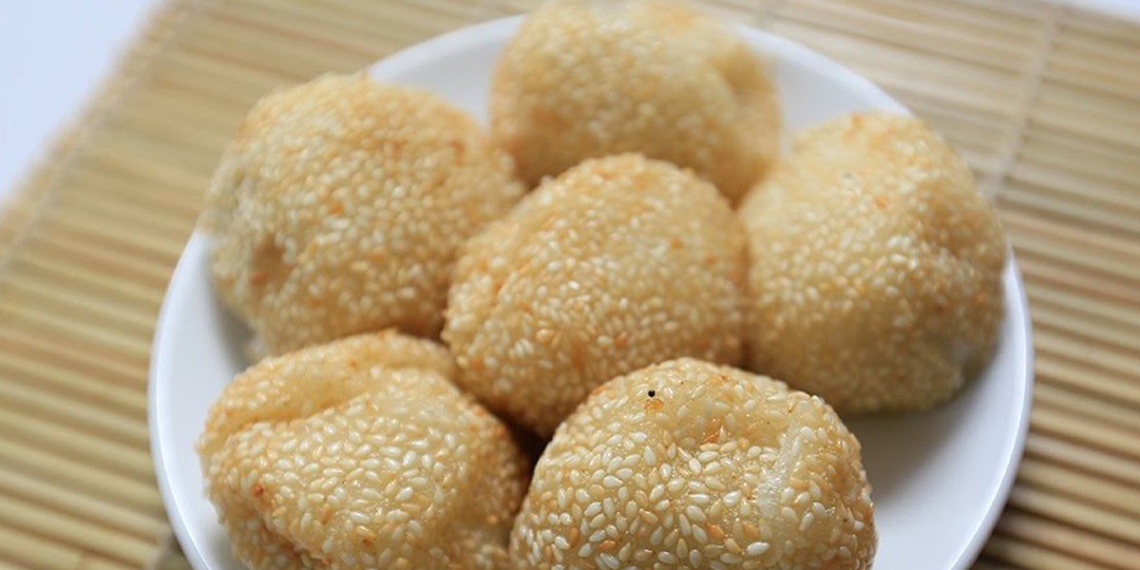 how to make fried sticky rice cake filled with fatty sweet red bean delicious simple 09415