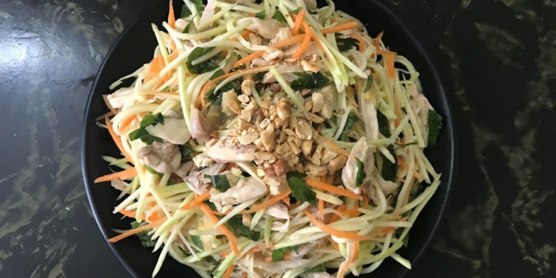 how to make green mango chicken salad delicious easy to make at home for the whole family 07673