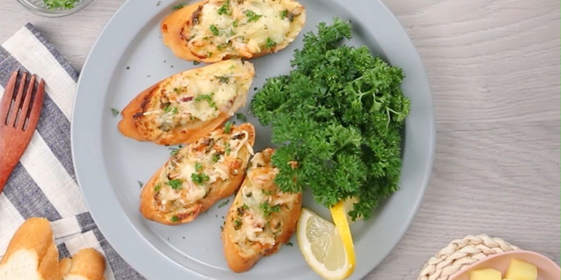 how to make grilled shrimp cheese banh mi deliciously with a simple pan 10880