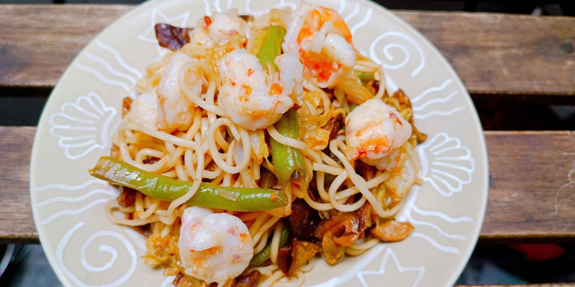 how to make korean fried noodles with delicious shrimp standard savory flavor 18105