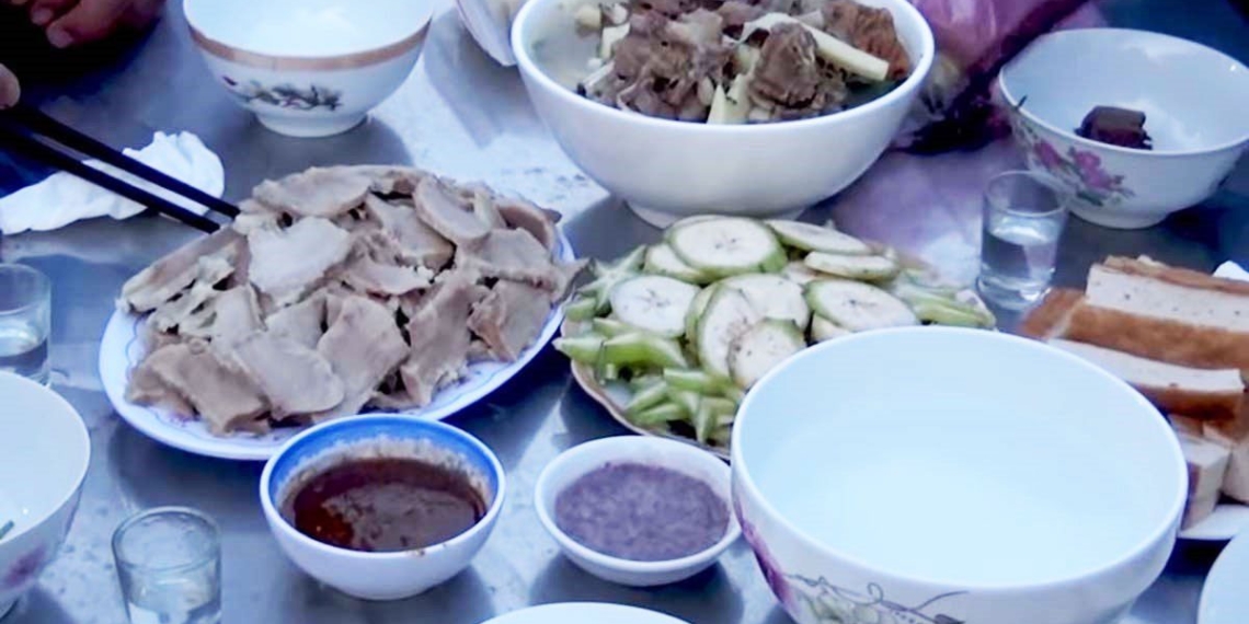 how to make large boiled mushrooms with dipping sauce delicious and satisfying 08284