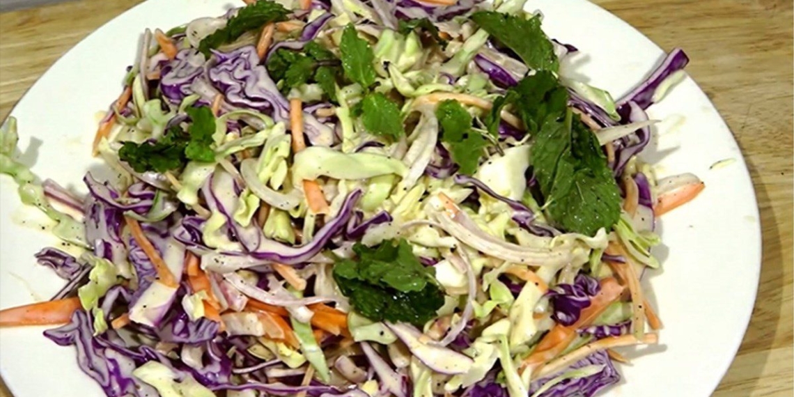 how to make purple cabbage salad with mayonnaise 02603