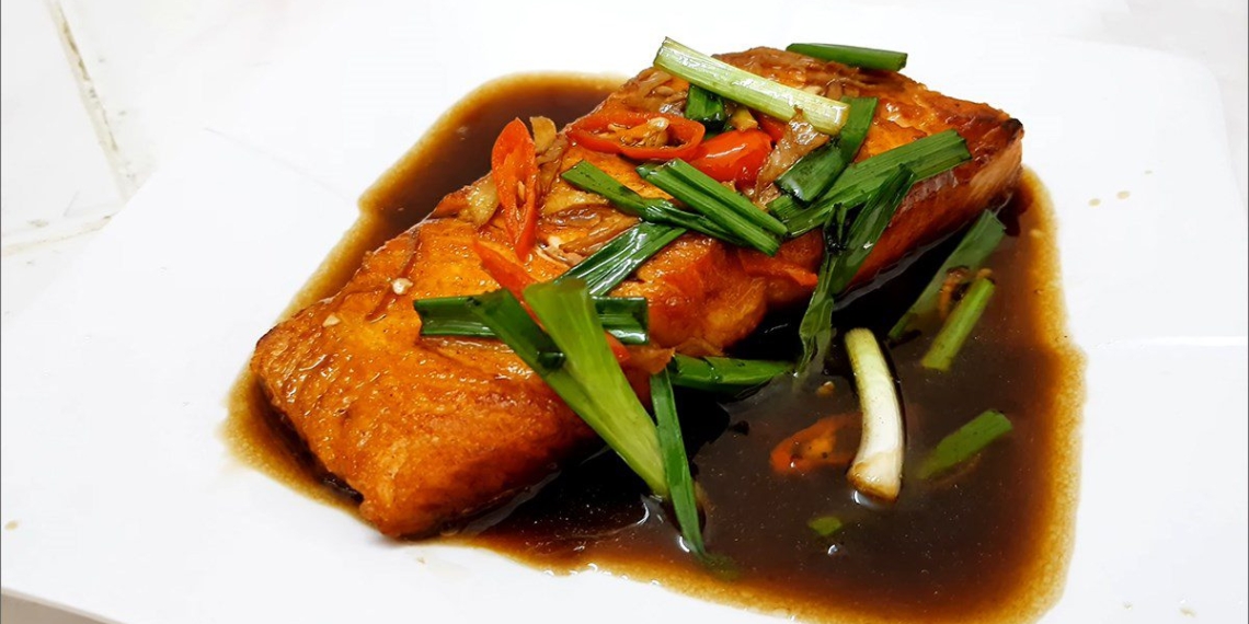 how to make salmon with sweet and sour sauce delicious and easy to make 14753