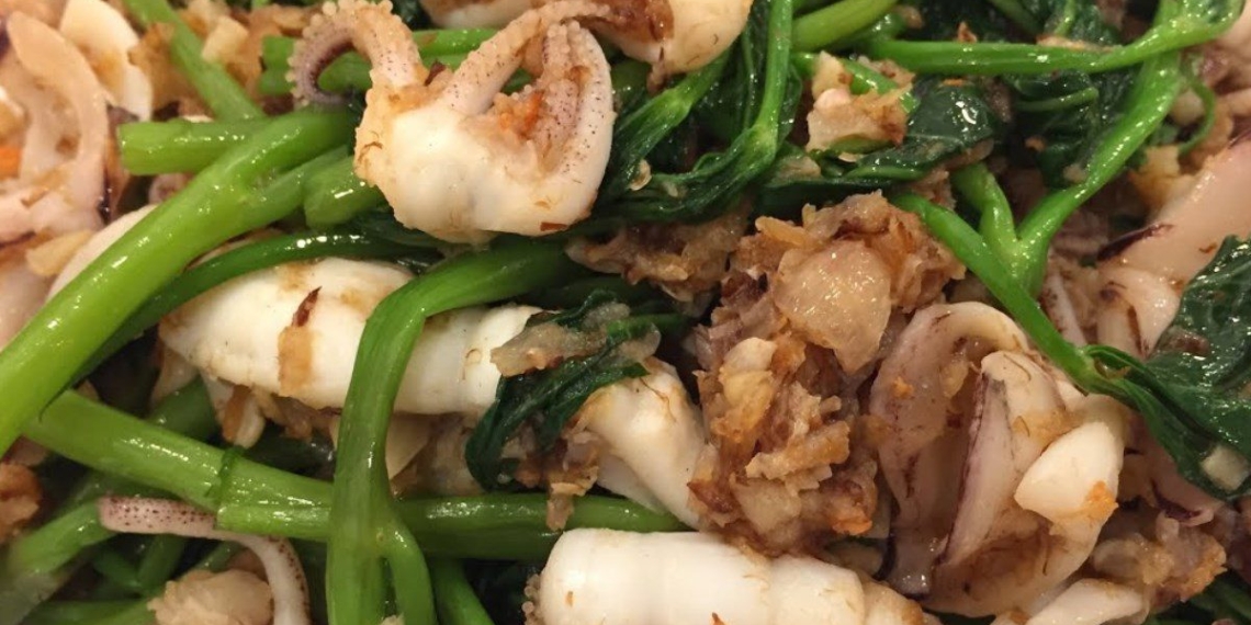 how to make sauteed squid with water spinach and dried shrimp delicious and attractive 07910