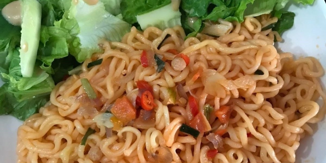 how to make simple spicy fried noodles at home delicious 14505